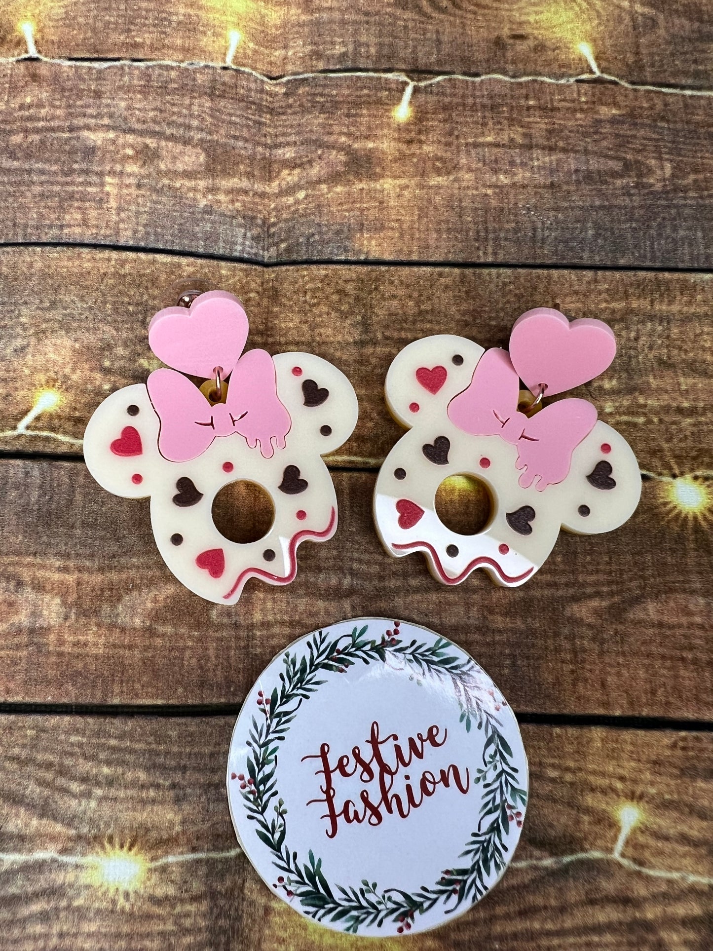 Bow & Ears Donut Earrings