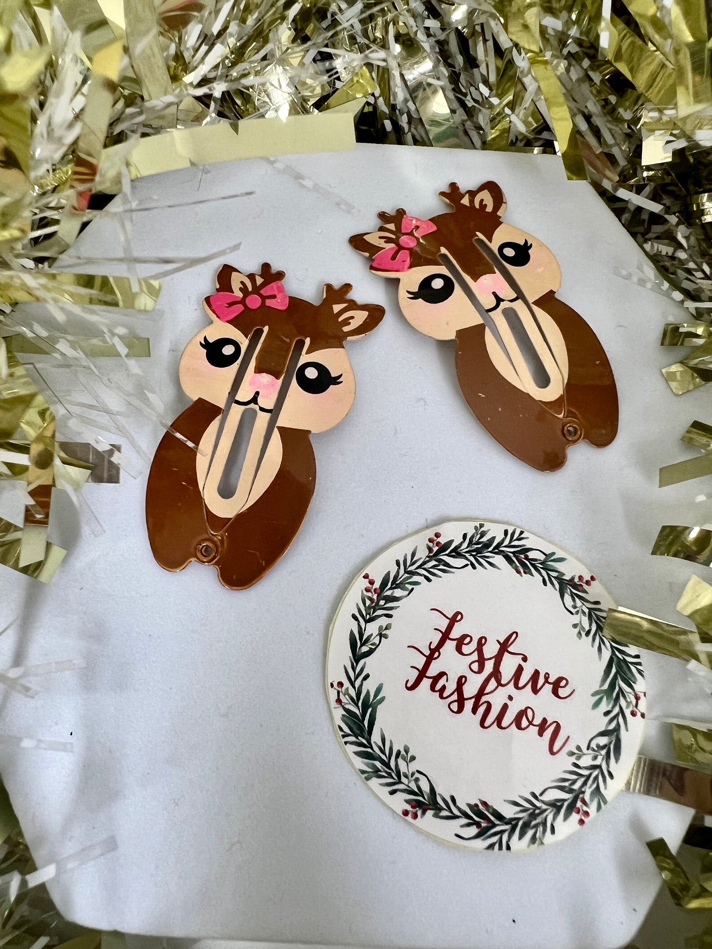 Set of 2 Metal Christmas Character Hair Clips (assorted designs)
