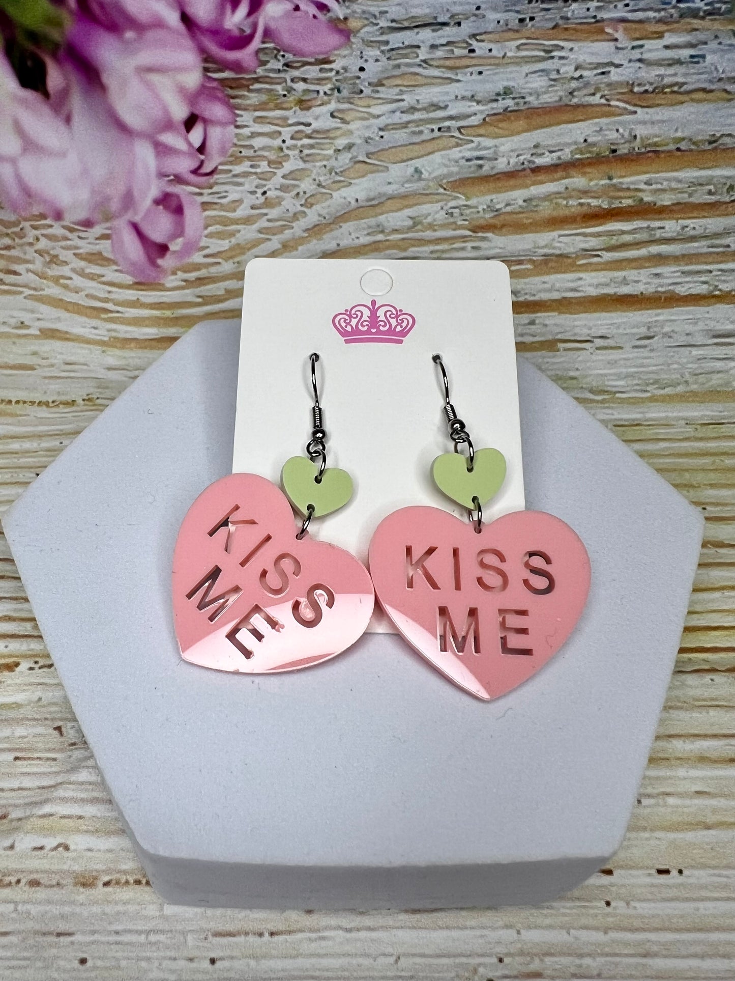 Acrylic Heart Earrings ‘Hug Me’ or ‘Kiss Me’