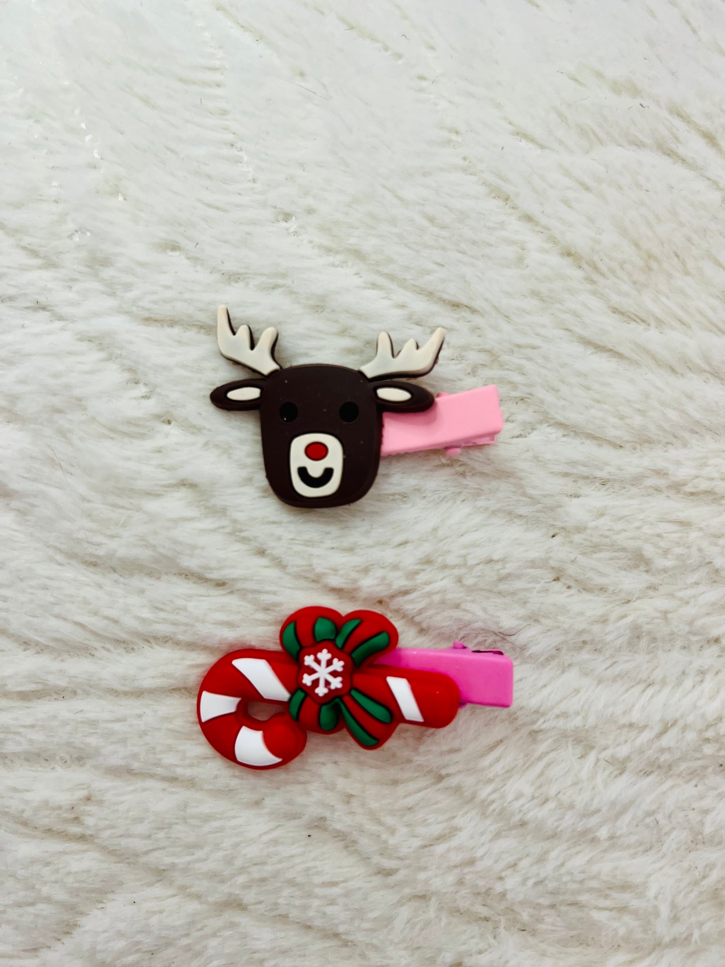 Set of 2 Christmas Character Hair Clips (assorted designs)