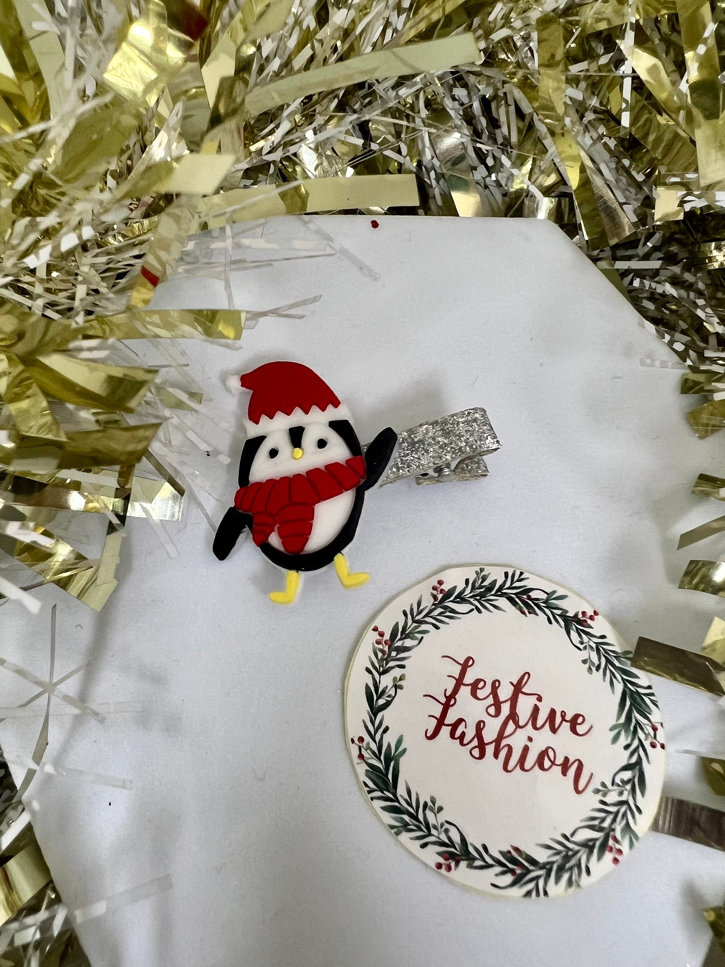 Glitter Christmas Hair Clip with Rubber Character (assorted designs)