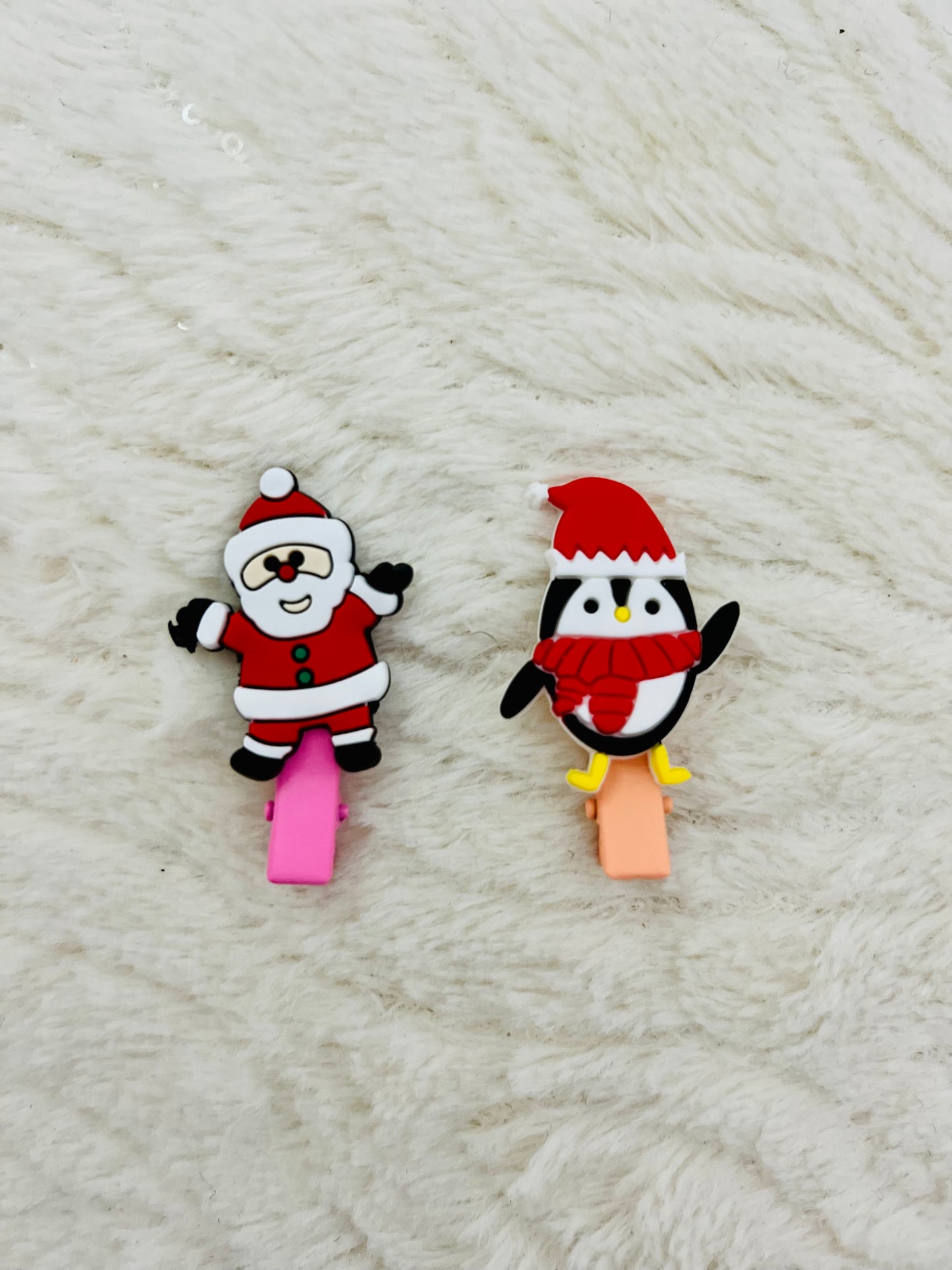 Set of 2 Christmas Character Hair Clips (assorted designs)